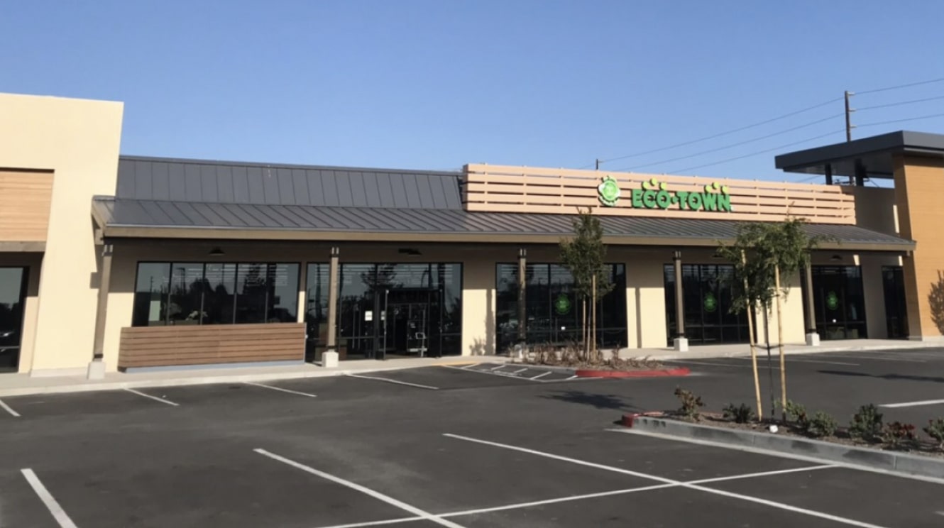 ECO TOWN Fountain Valley Store(外観)