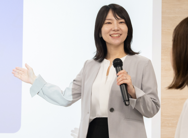 社員R.Iの仕事の様子4